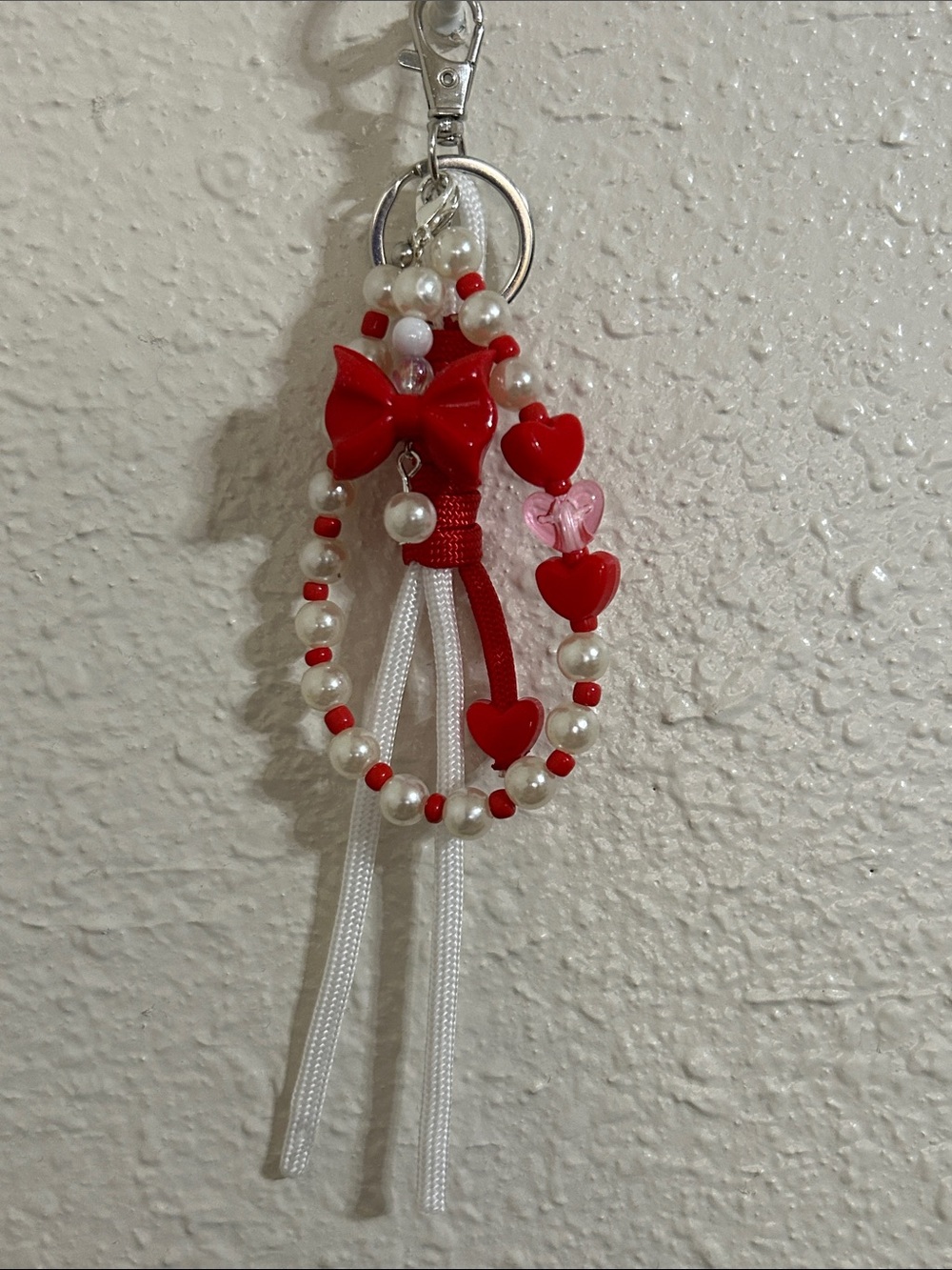 Red and White Heart Bow Beaded Keychain